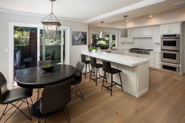 Dining room, Interior, Kitchen, Pendant Lights, Recessed Lighting, Stainless Steel Appliances, Wood Texture Flooring