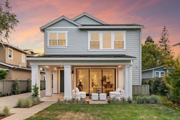 Exterior, Facade, American Craftsman