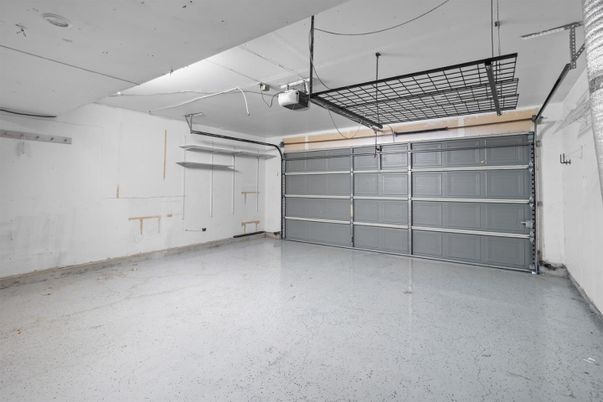 Garage, Interior