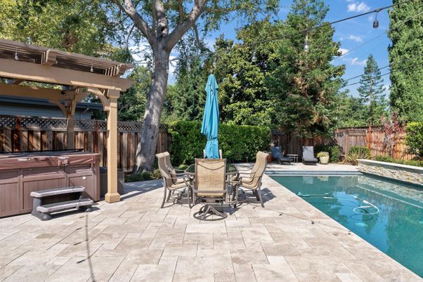 Exterior, Hot Tub, Pool