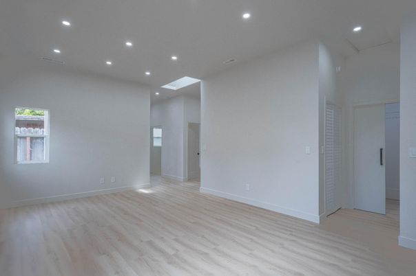 Empty room, Interior, Recessed Lighting, Wood Texture Flooring