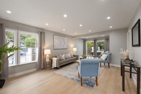 Interior, Living room, Recessed Lighting, Wood Texture Flooring
