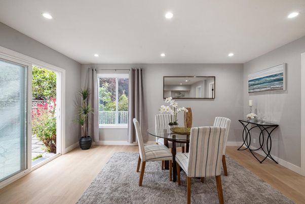 Dining room, Interior, Recessed Lighting, Wood Texture Flooring