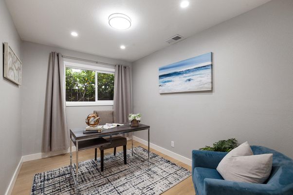 Home Office, Interior, Recessed Lighting, Wood Texture Flooring