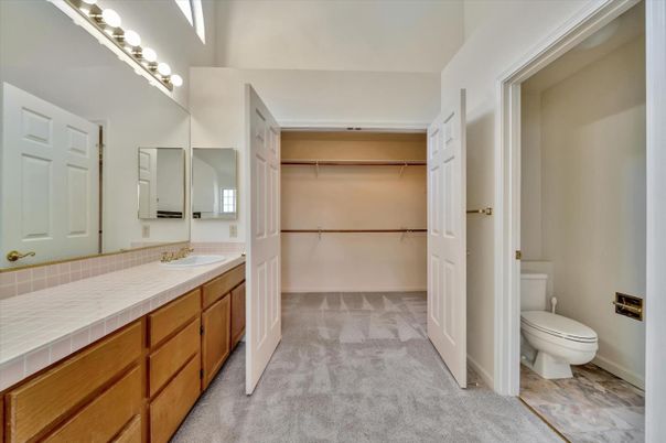 Bathroom, Interior, Tile Countertops, Walk-in Closets