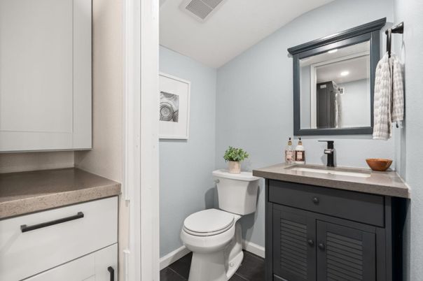 Bathroom, Interior, Recessed Lighting