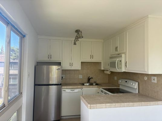 Interior, Kitchen, Tile Countertops