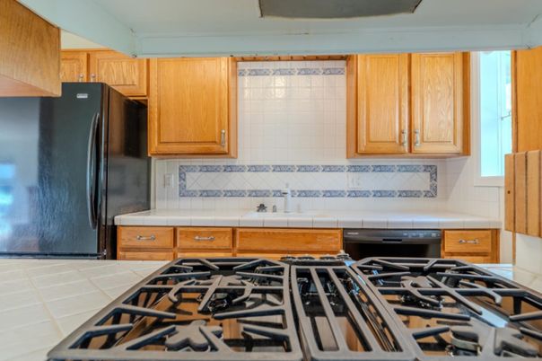 Interior, Kitchen, Tile Countertops