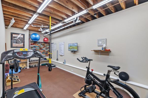 Fitness Equipment, Interior, Wooden Beams, Wooden Ceilings