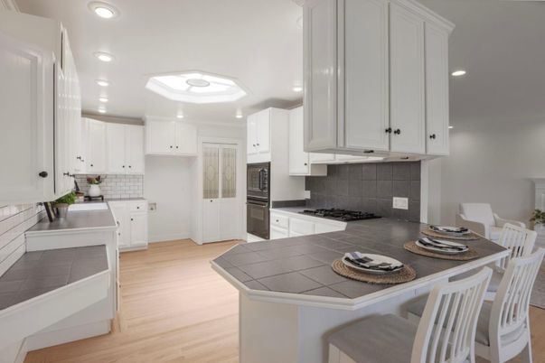 Dining room, Interior, Kitchen, Recessed Lighting, Tile Countertops, Wood Texture Flooring