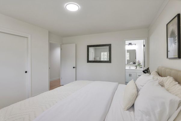 Bedroom, Interior, Recessed Lighting, Wood Texture Flooring