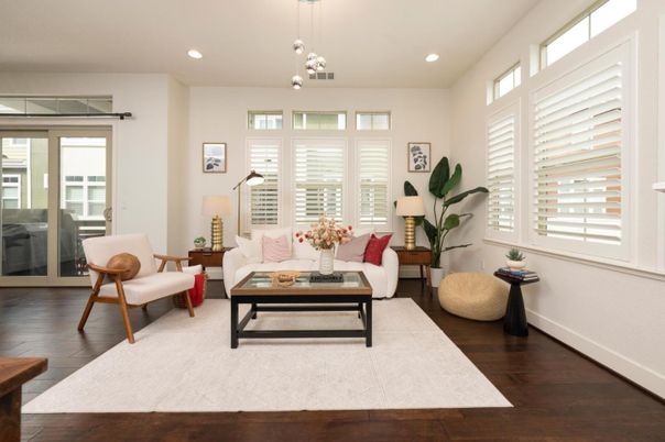 Interior, Living room, Pendant Lights, Recessed Lighting, Wood Texture Flooring