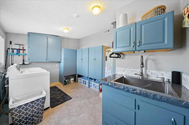 Interior, Kitchen, Washer