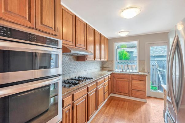 Interior, Kitchen, Stainless Steel Appliances, Wood Texture Flooring