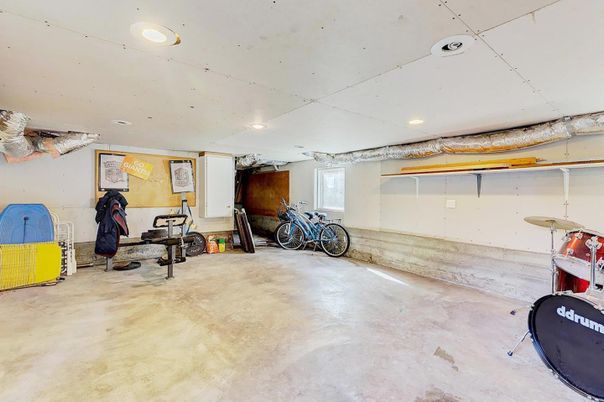 Fitness Equipment, Interior, Recessed Lighting