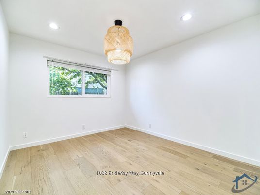 Chandelier, Empty room, Interior, Recessed Lighting, Wood Texture Flooring