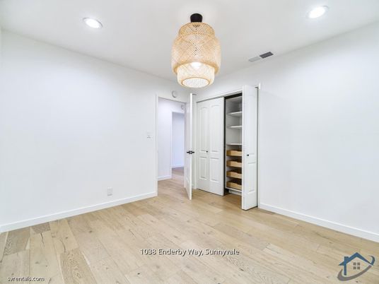 Chandelier, Empty room, Interior, Recessed Lighting, Wood Texture Flooring
