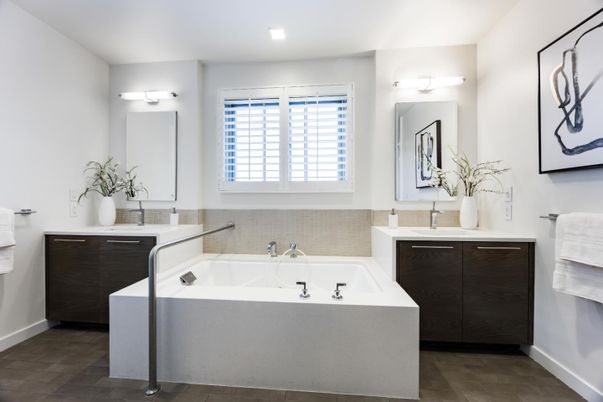 Bathroom, Dual Sink Vanities, Interior, Recessed Lighting