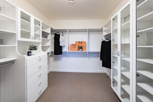 Interior, Walk-in Closets