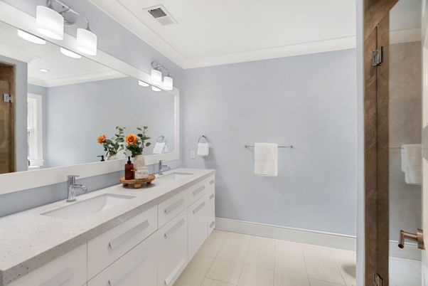 Bathroom, Dual Sink Vanities, Interior