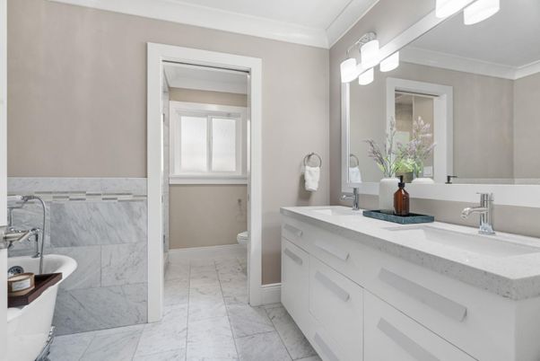 Bathroom, Dual Sink Vanities, Interior, Marble