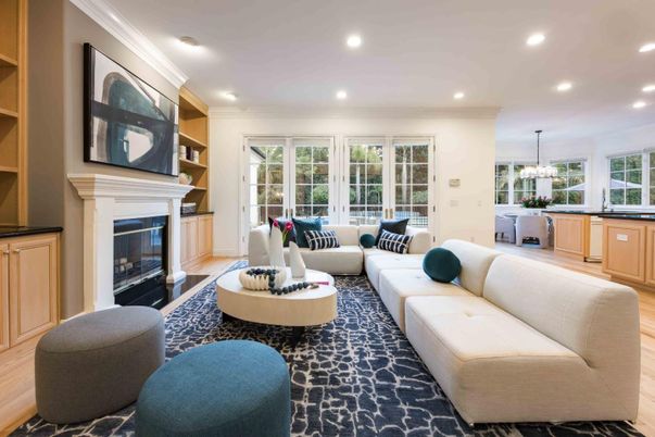 Chandelier, Fireplace, Interior, Living room, Pendant Lights, Recessed Lighting, Wood Texture Flooring