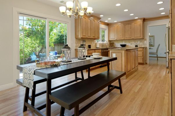 Chandelier, Dining room, Interior, Kitchen, Recessed Lighting, Wood Texture Flooring