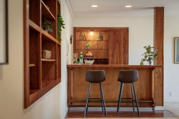 Interior, Recessed Lighting, Wood Texture Flooring