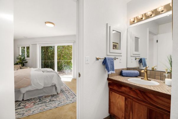 Bathroom, Bedroom, Interior