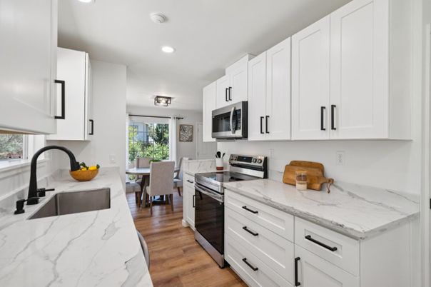 Dining room, Interior, Kitchen, Recessed Lighting, Wood Texture Flooring