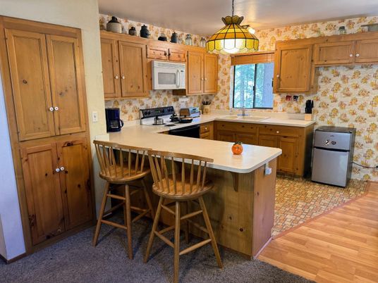 Interior, Kitchen, Pendant Lights, Wood Texture Flooring