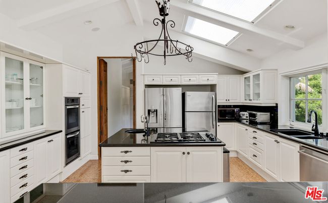 Chandelier, Interior, Kitchen, Recessed Lighting, Stainless Steel Appliances
