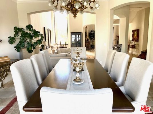 Chandelier, Dining room, Interior, Living room