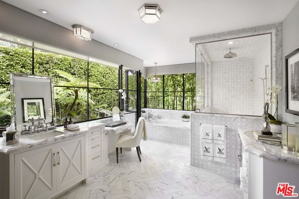 Bathroom, Dual Sink Vanities, Interior, Marble, Recessed Lighting