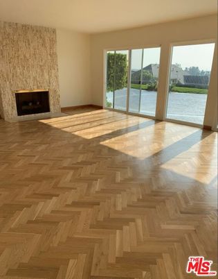 Empty room, Fireplace, Interior, Wood Texture Flooring