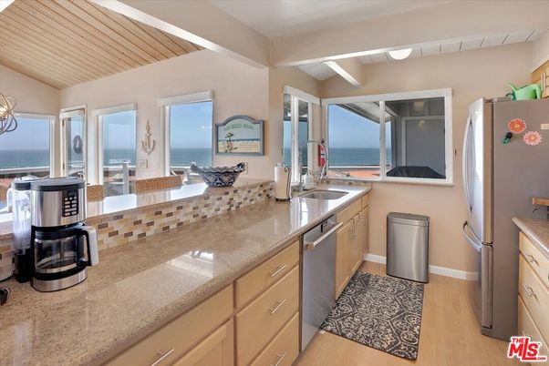 Interior, Kitchen, Water, Wood Texture Flooring