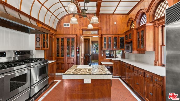 Interior, Kitchen, Pendant Lights, Stainless Steel Appliances