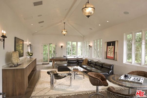 Billiard Table, Game Room, Interior, Living room, Pendant Lights, Recessed Lighting, Wood Texture Flooring
