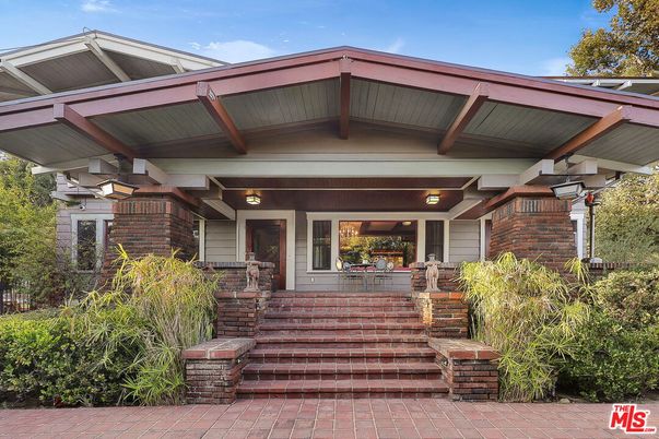 Exterior, Facade, Brick Facade, None