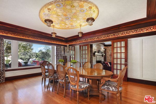 Chandelier, Dining room, Interior, Wood Texture Flooring
