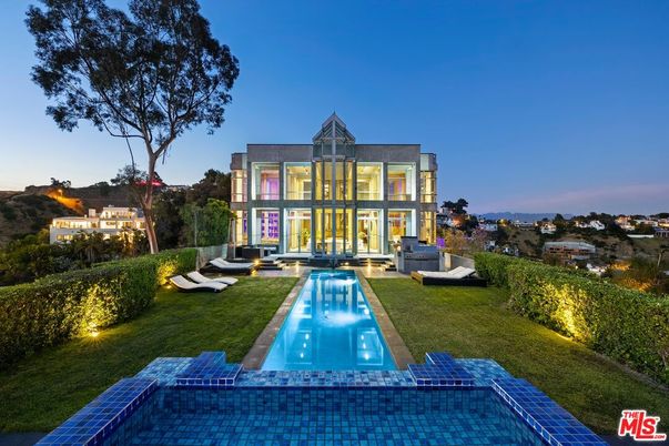 Exterior, Pool, Solar Panels