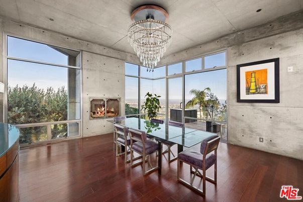 Chandelier, Dining room, Fireplace, Interior, Wood Texture Flooring