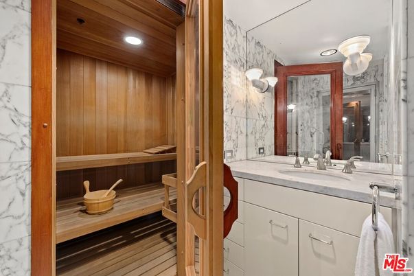Bathroom, Dual Sink Vanities, Interior, Recessed Lighting, Sauna Room