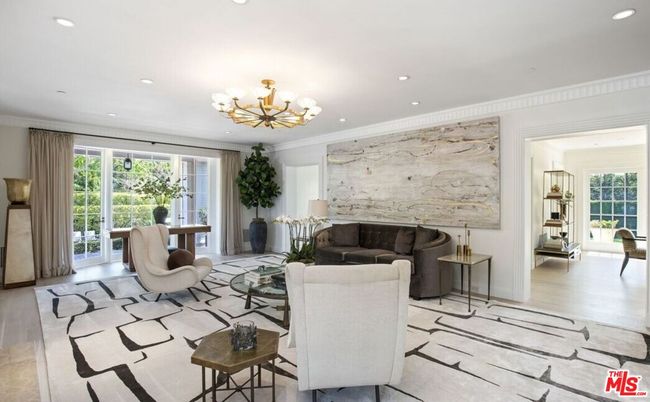 Chandelier, Interior, Living room, Marble Walls, Recessed Lighting, Wood Texture Flooring