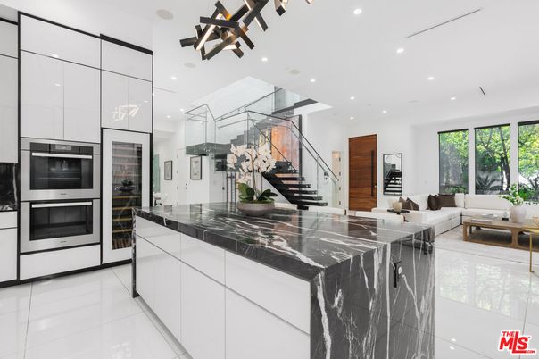 Interior, Kitchen, Living room, Recessed Lighting, Stainless Steel Appliances