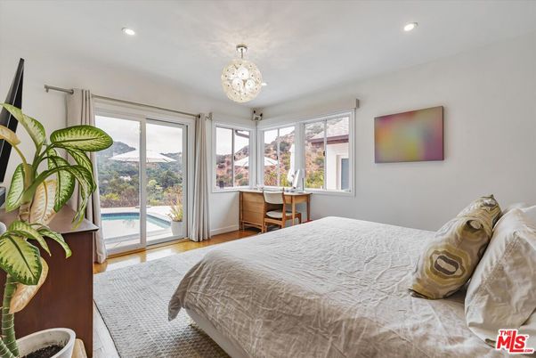 Bedroom, Home Office, Interior, Recessed Lighting, Wood Texture Flooring