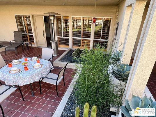 Dining room, Exterior, Interior