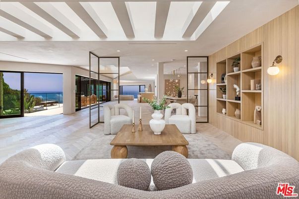 Interior, Living room, Recessed Lighting, Water, Wood Texture Flooring