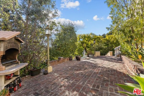Backyard, Exterior, Fireplace