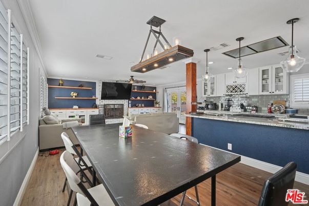 Dining room, Interior, Kitchen, Living room, Pendant Lights, Recessed Lighting, Wood Texture Flooring